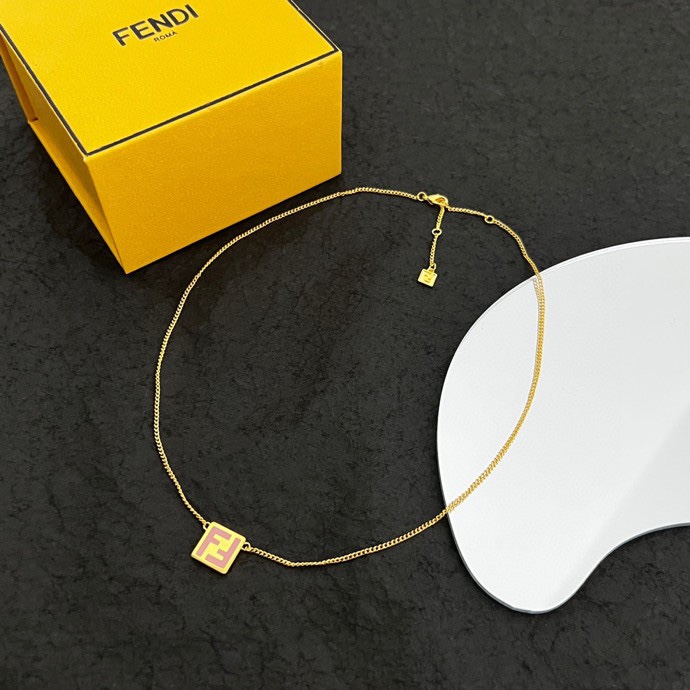 Fendi necklace 10lyr6